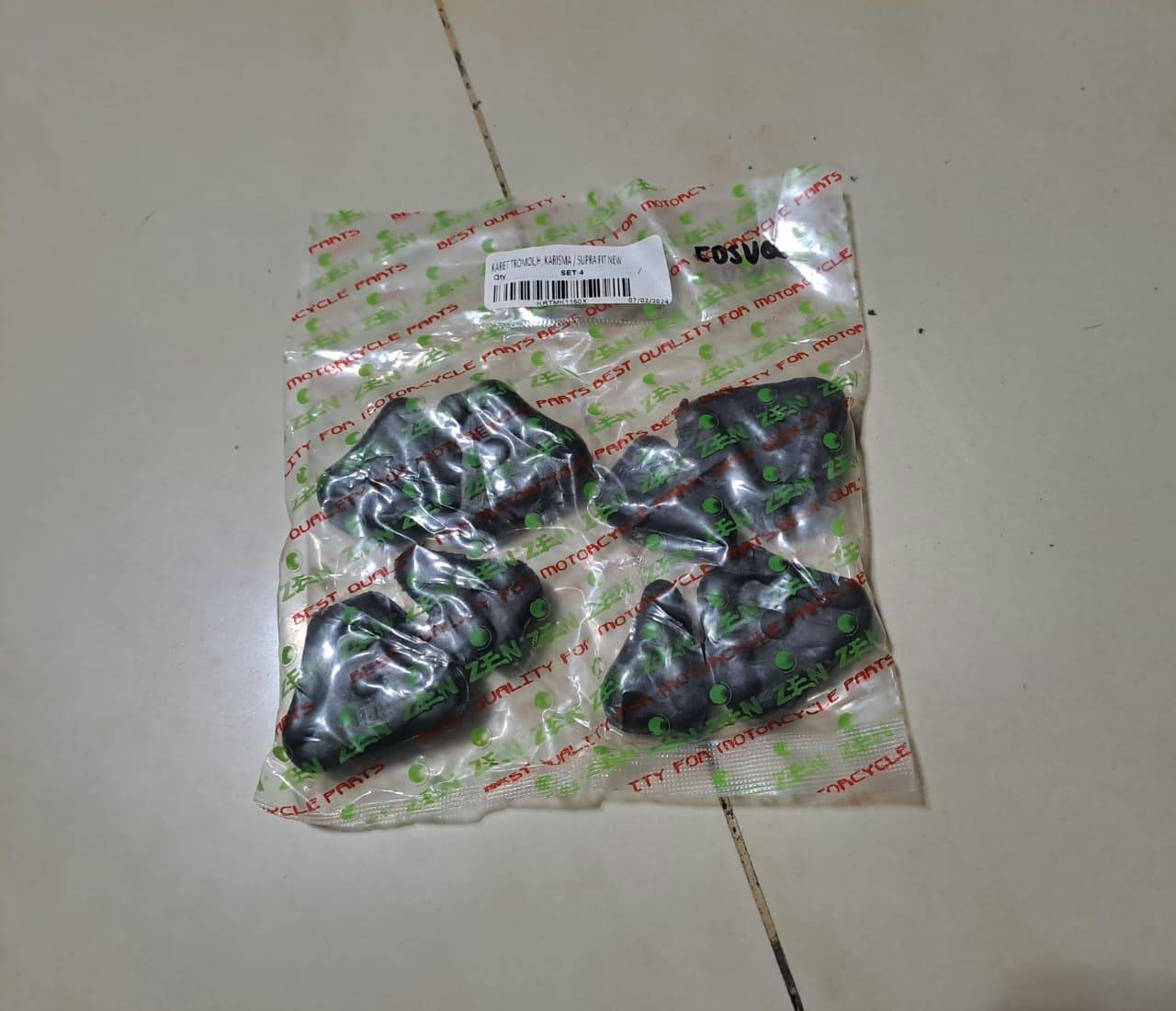 Karet Tromol Karisma / Supra Fit New - X 125 / Kirana / Revo 100 (1 SET = 4 BH)