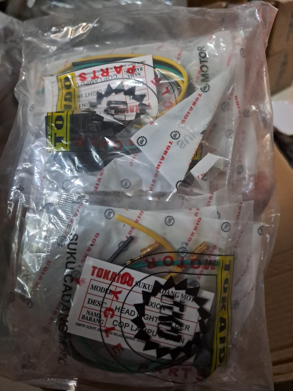 Fitting Lampu Depan Vixion