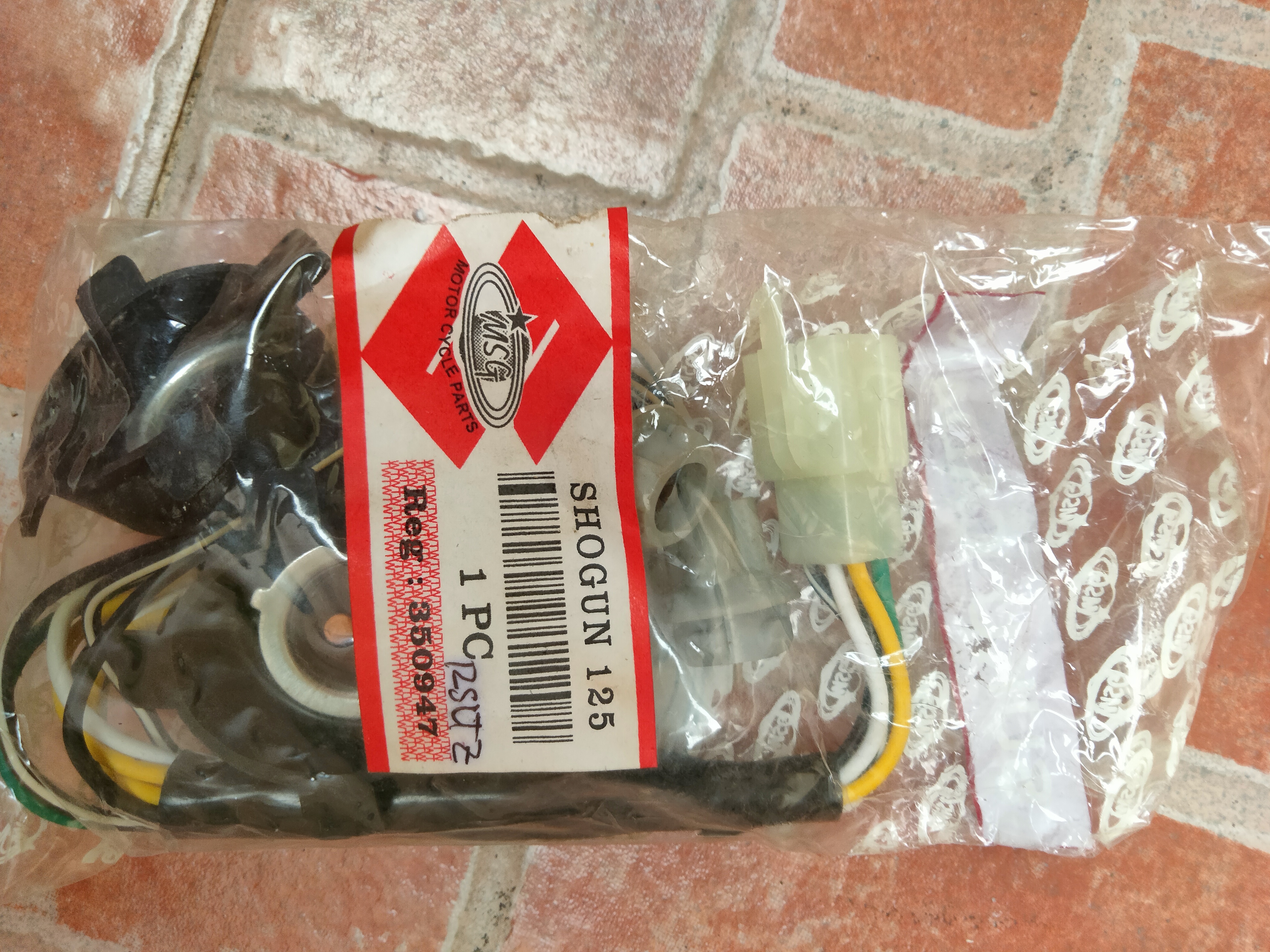 Fitting Lampu Depan Shogun 125 Lama