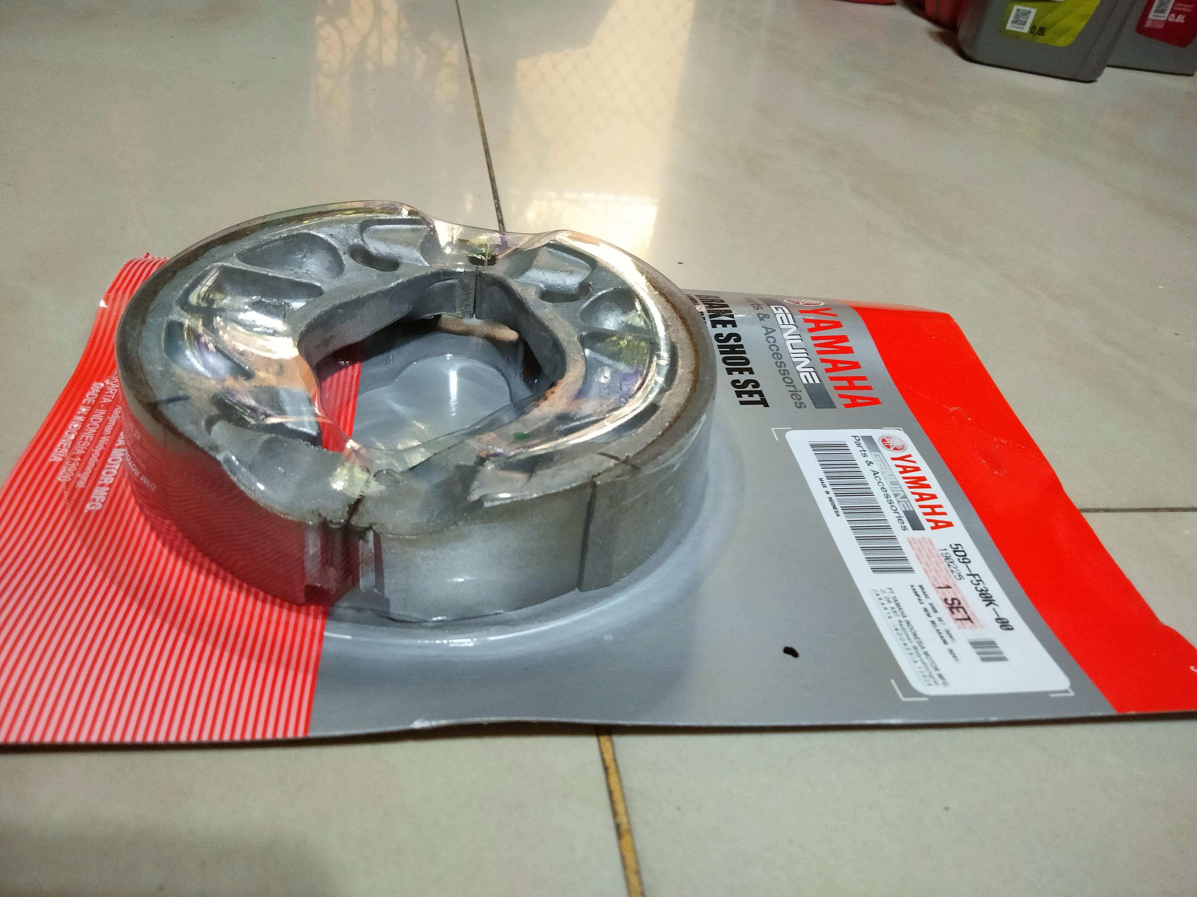 Kampas Rem Belakang Vega ZR / Jupiter Z New 2010 - Z1 (5D9-F530K-00)