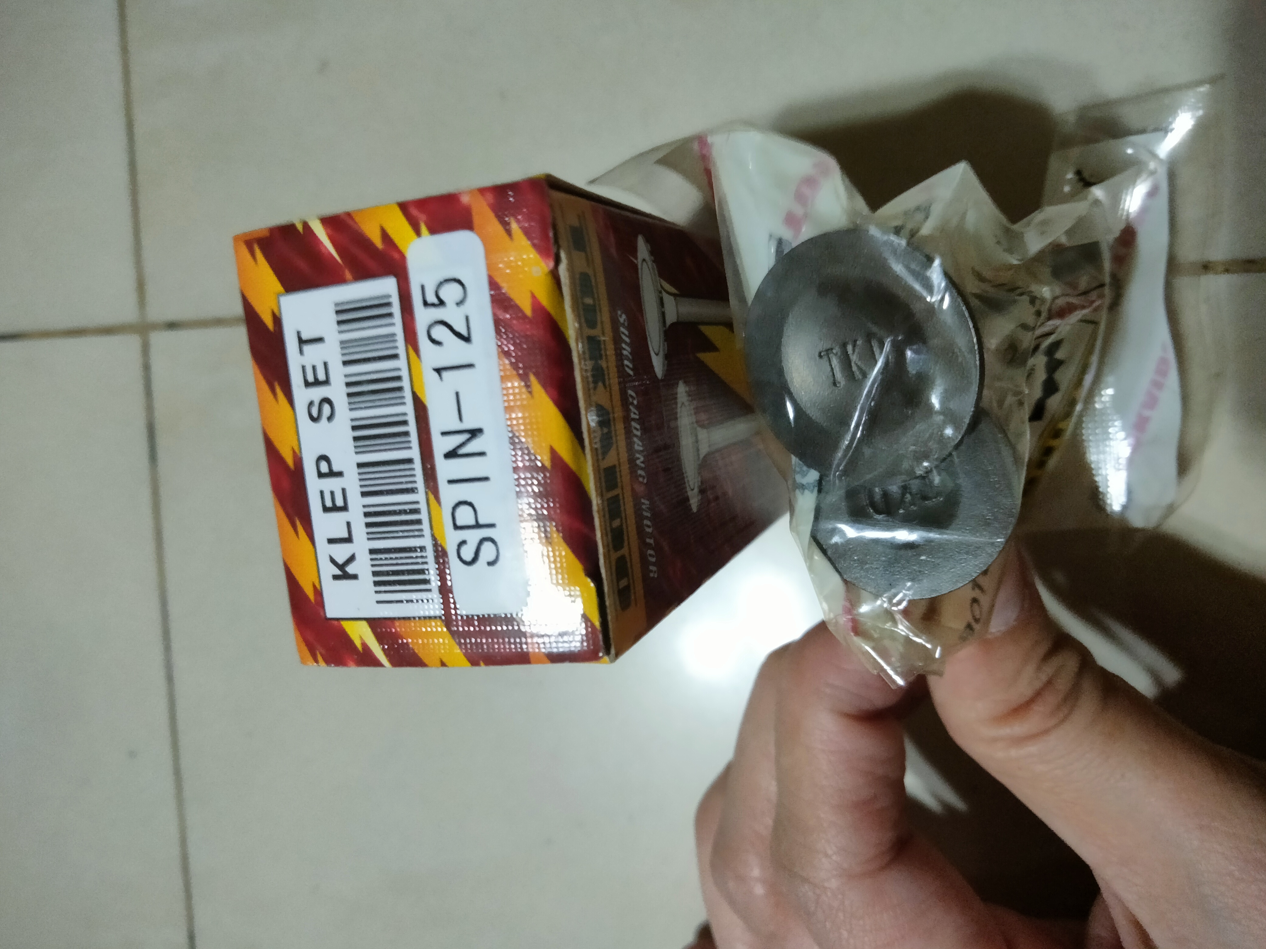 Klep Set IN/EX Spin 125 / Skywave / Skydrive / Hayate (1 PSG = 2 BH)