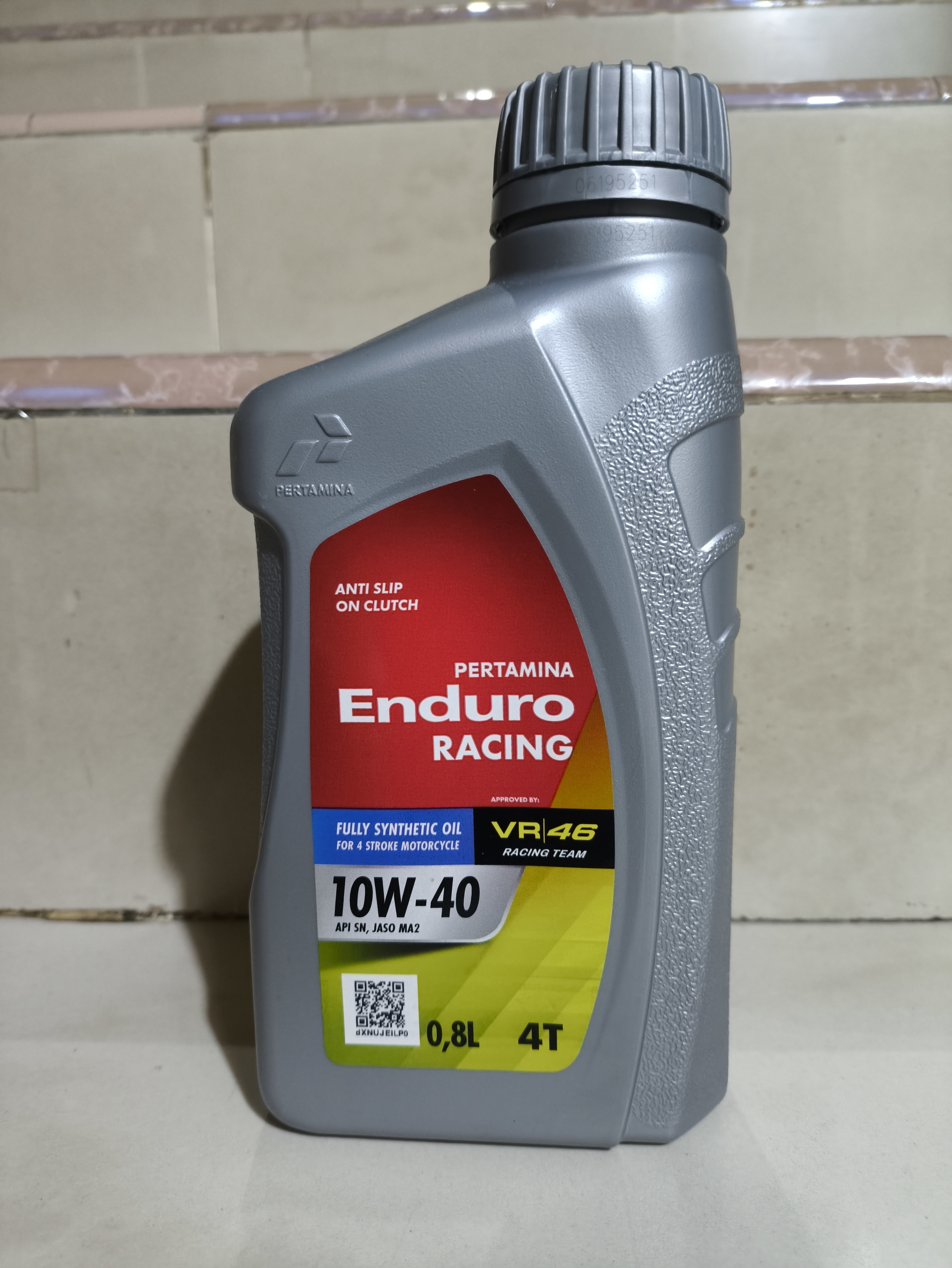 Oli Enduro Racing 10W-40 4T 0.8 L MA2